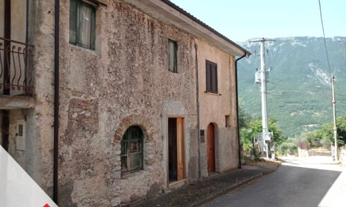 Vendita casa semindipendente a S.Giovanni Valle Roveto (AQ) – Rif. 67